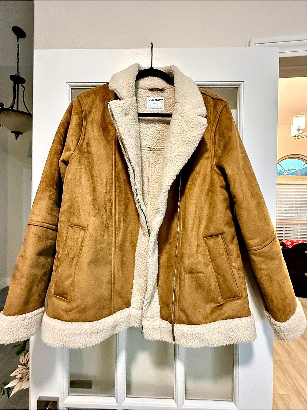 Old Navy Women’s M Tall Faux Suede Sherpa-Lined Jacket – Camel/Cream